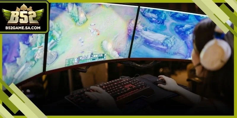 Những biểu tượng quân sự xuất hiện sinh động tạo cảm xúc vô cùng mới lạ